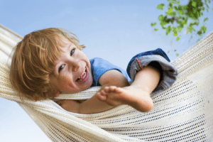 ערסל תלוי לתינוק - מה ההבדל בין ערסל תלוי לבין נדנדה לפעוט? איך נדע מה יותר מתאים לנו?