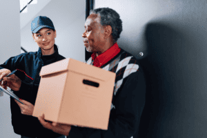 משלוח מדלת לדלת - כל מה שטוב בלקבל משלוח מהיום להיום בלי לצאת מהבית